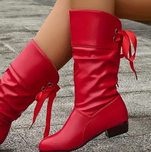 New Red boots low chucky heel, lace up back comfortable - Picture 3 of 4